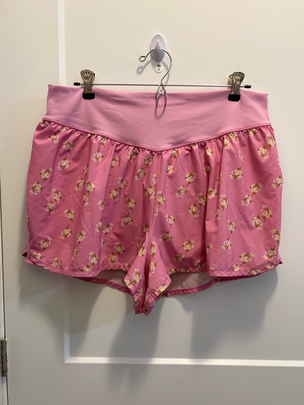 Aerie pink floral activewear shorts #13